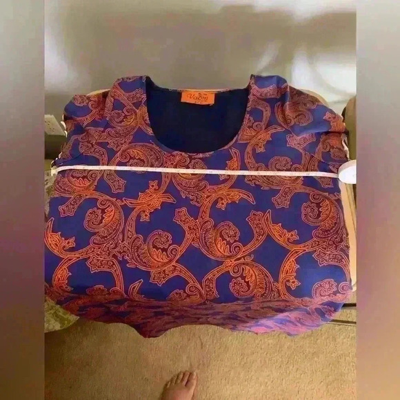 Voom Womens XS Scoop Neck Bell Sleeve Tunic Top Blue Knit Print Hippie Boho - Picture 11 of 14